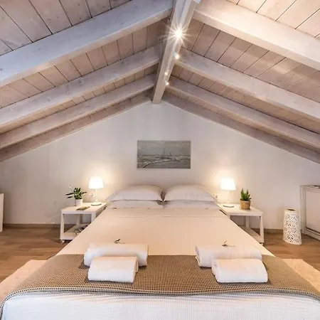 Newly Renovated 1730's Venetian Loft Corfu (city)