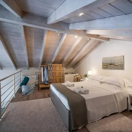 Apartman Newly Renovated 1730's Venetian Loft Corfu (city)